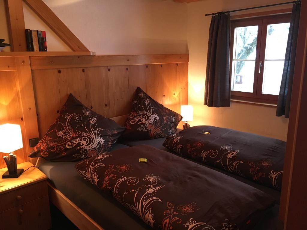 Ferienwohnungen Im Blockhaus Metzler Schwarzenberg im Bregenzerwald Exterior foto
